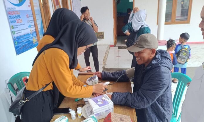 Pustu Desa Jayamukti Gelar Cek Kesehatan Gratis, Kades Usul Dokter Siaga 24 Jam