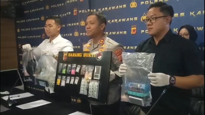 Patroli Siber Bongkar Praktik Gelap Narkoba di Karawang, 26 Kasus Terungkap