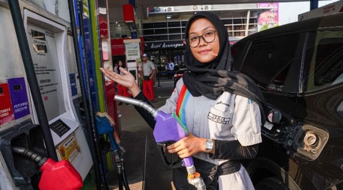 Green Wednesday, Pertamina Patra Niaga Beri Diskon Pertamax Green 95 dan Bonus Isi Daya Kendaraan Listrik