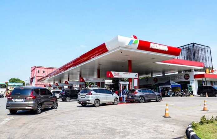 Harga BBM Tetap, Pertamina Patra Niaga Pastikan Distribusi Energi Terjaga