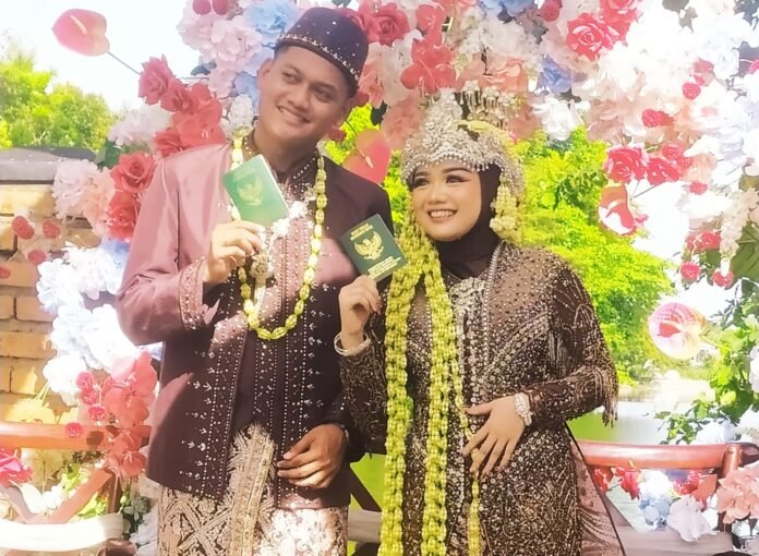 Pernikahan Unik di Bogor, Indonesia Raya 3 Stanza Iringi Prosesi Sakral