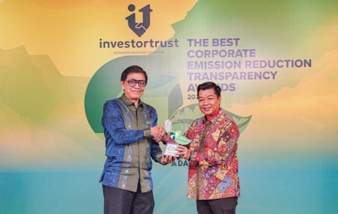 Pertamina Patra Niaga Raih Predikat Best Of The Best di Corporate Emission Reduction Transparency Awards 2026