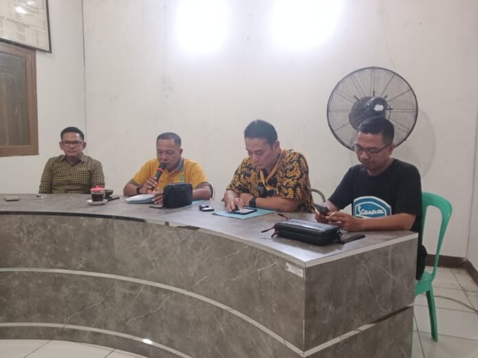 Camat Patokbeusi Ingatkan Panitia PAW Tidak Menyimpang dari Aturan