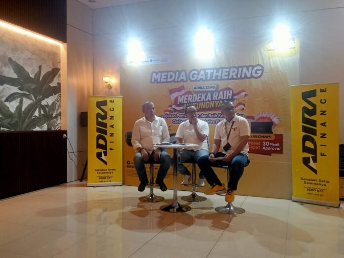 Adira Finance Gelar Adira Expo di KCP Karawang, Hadirkan Promo Kemerdekaan dan Solusi Pembiayaan
